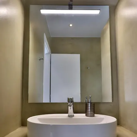Sternes Panorama Executive With Pool *