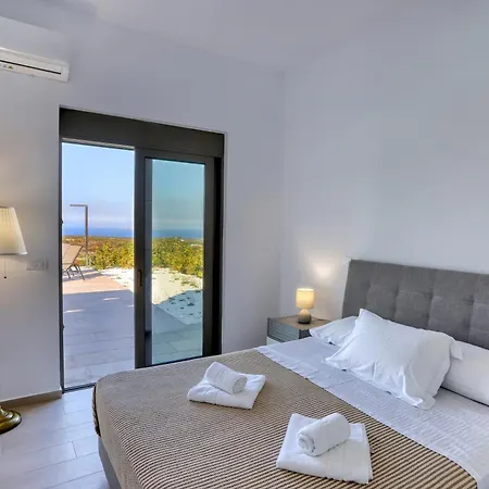 Sternes Panorama Executive With Pool, By Comfortbnb *
